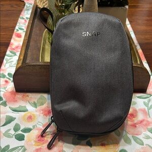 SNAP universal charging organizer Bag